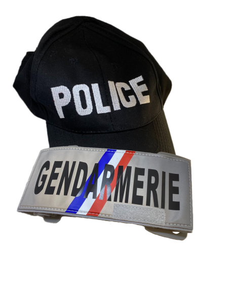 Brassard gendarmerie avec une casquette police