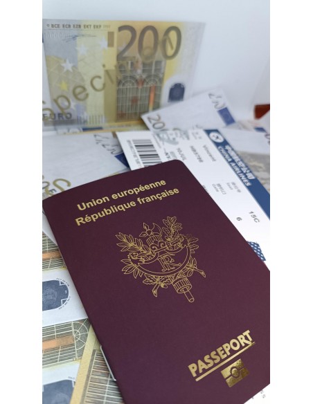 Passport fictif français pour décor, jeux de rôle ou tournage