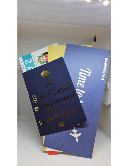 Passeport diplomatique d'Arabie Saoudite avec billets d'avion