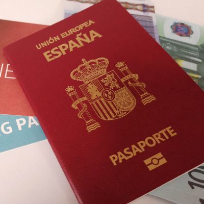 Faux passeport espagnol