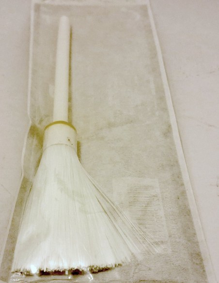 Pinceau fibre de verre sous sachet, soies en éventail